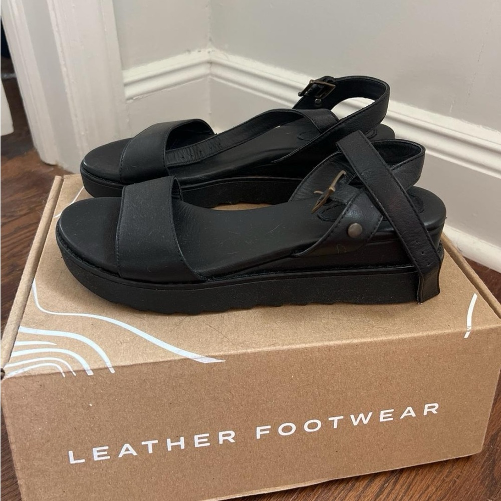 Portland leather Patina Black Leather Platform soho wedge Sandals - Women 8.5